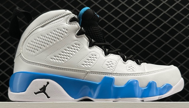 Air Jordan 9 Retro UNC 2010